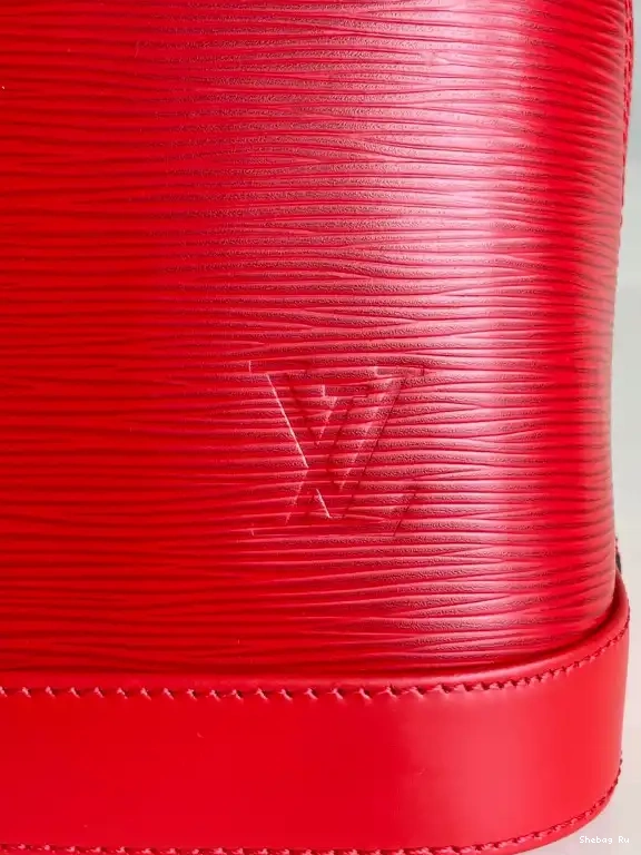 VUITTON LOUIS ALMA PM 0619